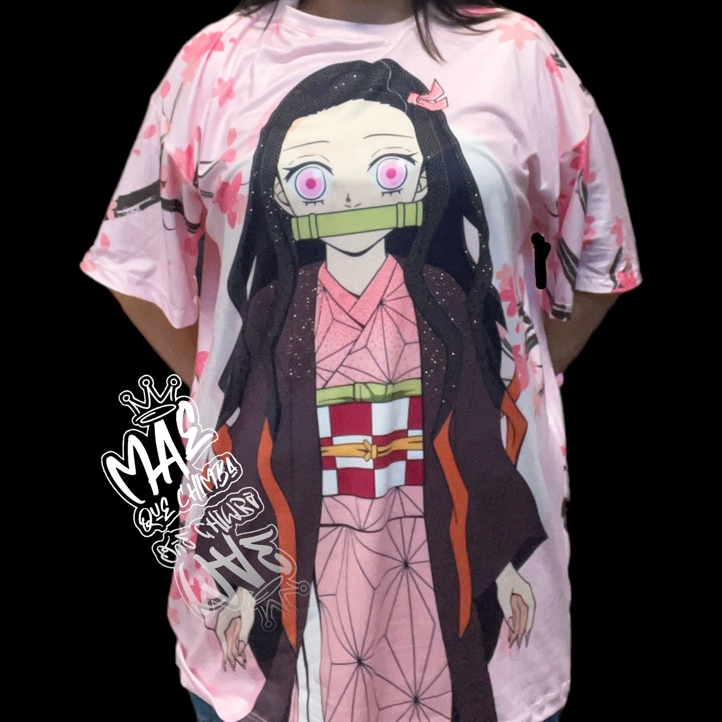 Blusón oversize Nezuko flores